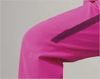 通気性やストレッチ性能も